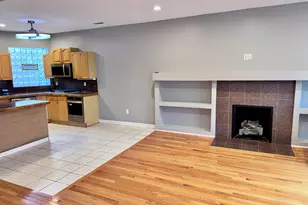 5928 S Prairie St, Chicago, IL 60637 - Photo 2