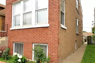 3028 W 53rd Pl, Chicago, IL 60632 - Photo 2