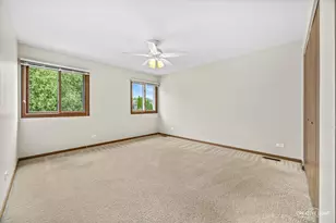 1436 Exeter Ln, South Elgin, IL 60177 - Photo 10