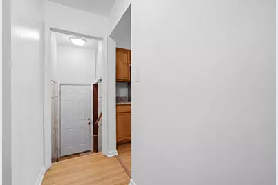 531 Cambridge Road, Des Plaines, IL 60016 - Photo 10