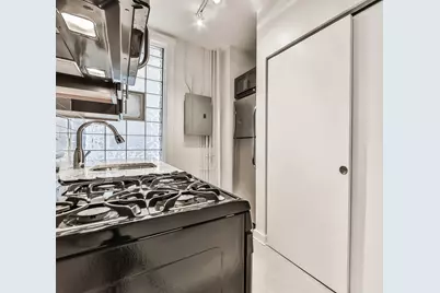 846 W Sheridan Road #1F, Chicago, IL 60613 - Photo 6
