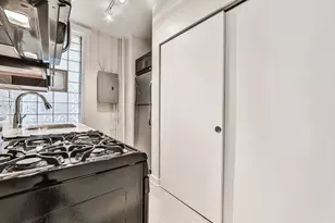 846 W Sheridan Rd, Chicago, IL 60613 - Photo 6