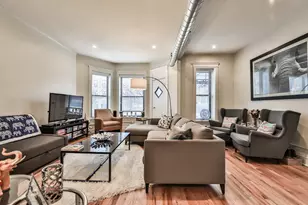 846 W Sheridan Rd, Chicago, IL 60613 - Photo 2