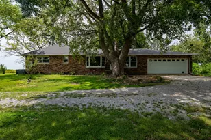 33777 E 500 N Rd, Chatsworth, IL 60921 - Photo 2
