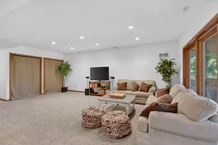 195 Breezy Point Ct, Varna, IL 61375 - Photo 30
