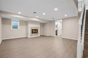 325-327 N Loomis St, Naperville, IL 60540 - Photo 18