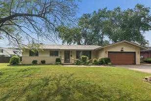 705 Tana Ln, Joliet, IL 60435 - Photo 1