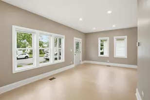 183 N Cleveland Ave, Bradley, IL 60915 - Photo 10