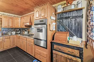 2081 N Broadway Ave, Salem, IL 62881 - Photo 12