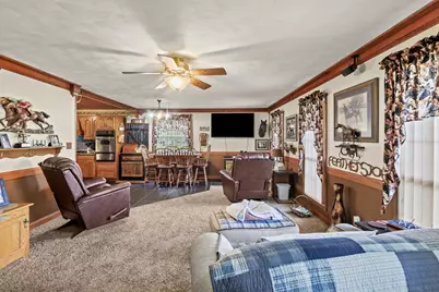 2081 N Broadway Avenue, Salem, IL 62881 - Photo 8