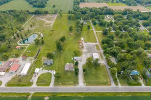 2081 N Broadway Ave, Salem, IL 62881 - Photo 28
