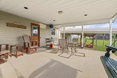 2081 N Broadway Avenue, Salem, IL 62881 - Photo 4
