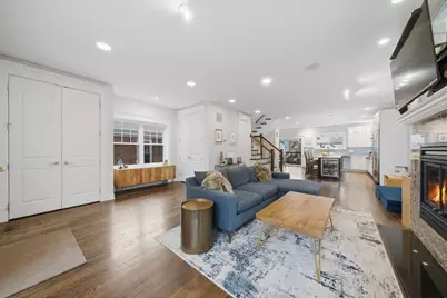 6305 N Kildare Avenue, Chicago, IL 60646 - Photo 4