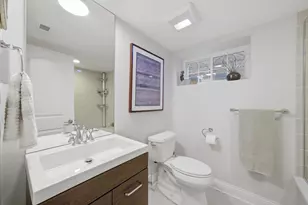 6305 N Kildare Ave, Chicago, IL 60646 - Photo 36