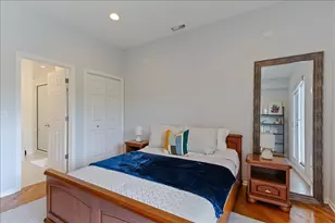 [Address not provided], Chicago, IL 60645 - Photo 10