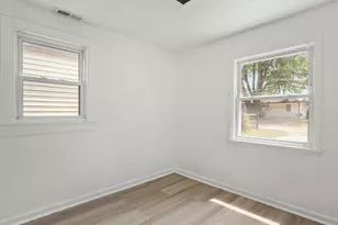 944 Kingsley Dr, Machesney Park, IL 61115 - Photo 14