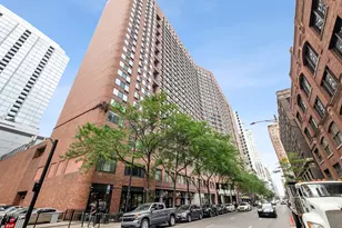 211 E Ohio St, Chicago, IL 60611 - Photo 2