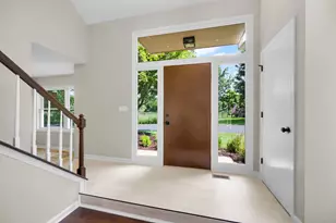 8008 Barrymore Dr, Darien, IL 60561 - Photo 16