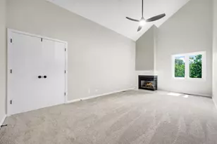 8008 Barrymore Dr, Darien, IL 60561 - Photo 28