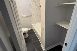 8835 S Commercial Ave, Chicago, IL 60617 - Photo 6