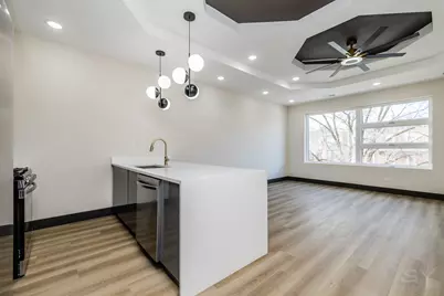5637 S Prairie Avenue, Chicago, IL 60637 - Photo 2