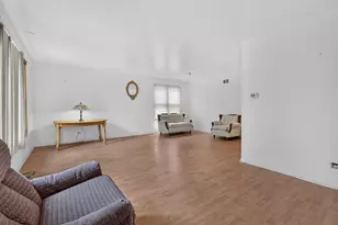 7768 S Luella Ave, Chicago, IL 60649 - Photo 2