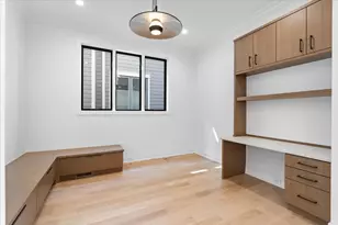 2119 N Seminary Ave, Chicago, IL 60614 - Photo 18