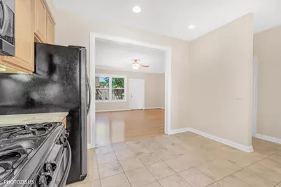 1130 S Troy Avenue #E, Chicago, IL 60612 - Photo 12