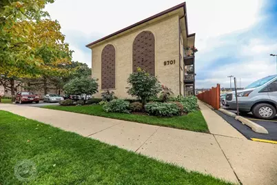8701 W Foster Avenue #307, Chicago, IL 60656 - Photo 1