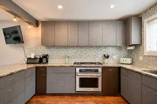 4428 Emerson Ave, Schiller Park, IL 60176 - Photo 6