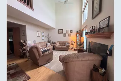 637 Ascot Lane, Streamwood, IL 60107 - Photo 4