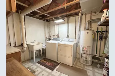 637 Ascot Lane, Streamwood, IL 60107 - Photo 14