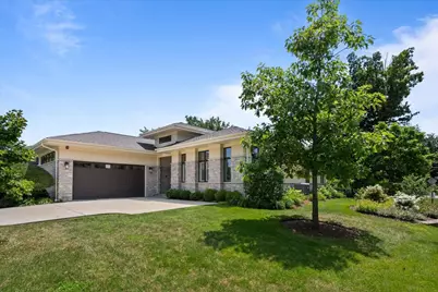 23 Heritage Drive, Highland Park, IL 60035 - Photo 2