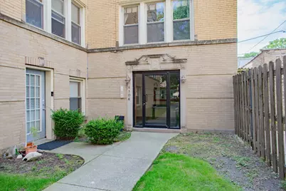 4106 N Mozart Street #1W, Chicago, IL 60618 - Photo 2