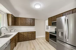 1701 Lynwood Ln, Crest Hill, IL 60403 - Photo 18