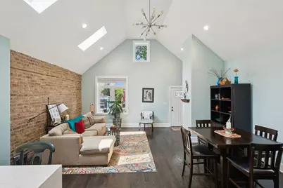 3313 S Carpenter Street, Chicago, IL 60608 - Photo 2