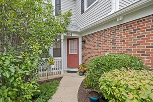 1816 Vermont Dr, Elk Grove Village, IL 60007 - Photo 2