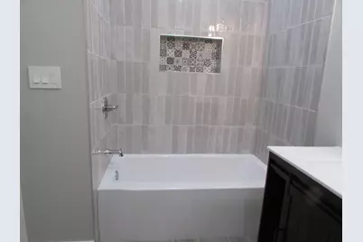 1745 N 34th Avenue, Stone Park, IL 60165 - Photo 26