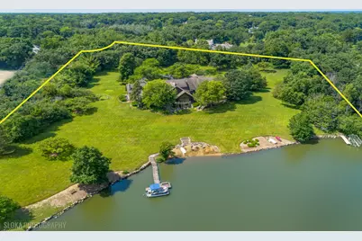 82 Hawley Woods Road, Barrington Hills, IL 60010 - Photo 4