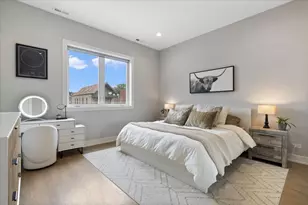 2446 W Augusta Blvd, Chicago, IL 60622 - Photo 14