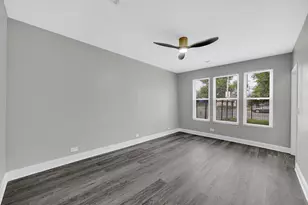 5043 S Racine Ave, Chicago, IL 60609 - Photo 2