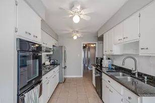 2S164 Beaumont Ln, Lombard, IL 60148 - Photo 10