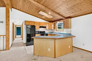 7772 E Kelly Rd, Ridott, IL 61067 - Photo 28