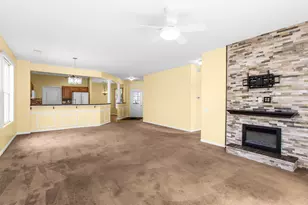 13569 Winterberry Ln, Huntley, IL 60142 - Photo 6