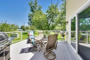 36785 N Lake St, Ingleside, IL 60041 - Photo 12