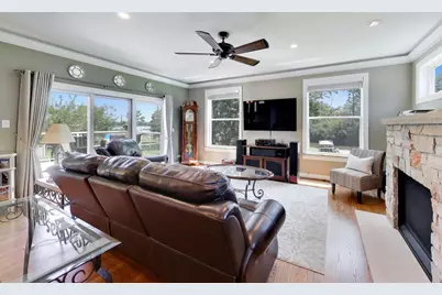 36785 N Lake Street, Ingleside, IL 60041 - Photo 10