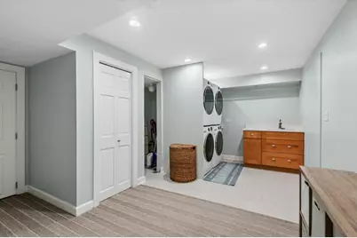 2034 Highland Avenue, Wilmette, IL 60091 - Photo 34