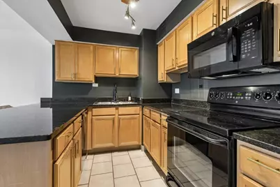 6030 N Sheridan Road #1911, Chicago, IL 60660 - Photo 8