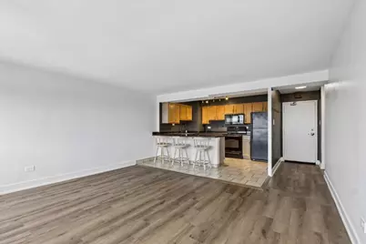 6030 N Sheridan Road #1911, Chicago, IL 60660 - Photo 6