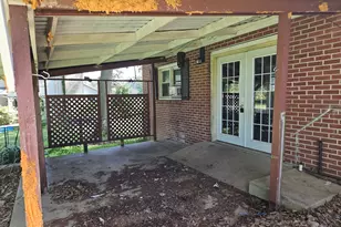 2415 College Dr, Mount Carroll, IL 62863 - Photo 6
